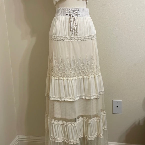 Lapis Dresses & Skirts - Retro LAPIS Lace Crochet Cream Tiered Maxi Bohemian Skirt Sz Large